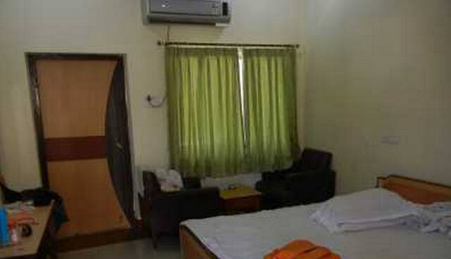Annya Purna Lodge & Hotel, Barddhaman 4